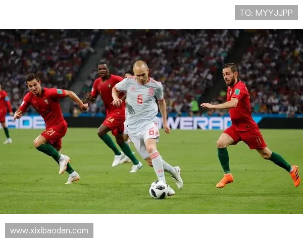 近二十五年百大足球球星回顾与评价 时代巨星的崛起与辉煌之路